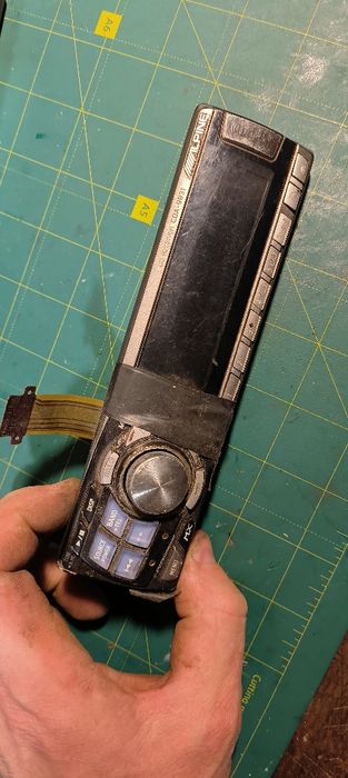 Панель магнітофона Alpine