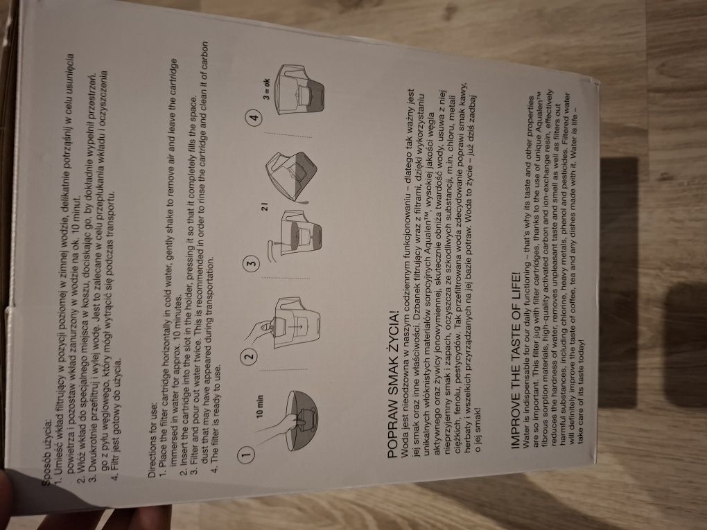 Dzbanek filtrujący + 4 wkłady