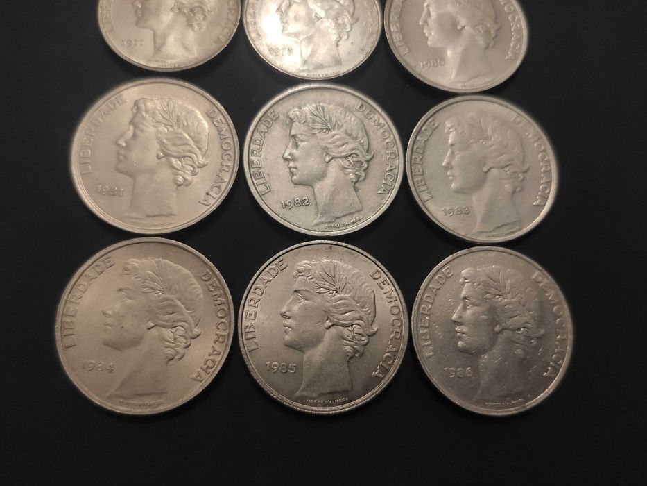 Coleção todas as moedas não comemorativas de 25$ DATAS (1977 a 1986)