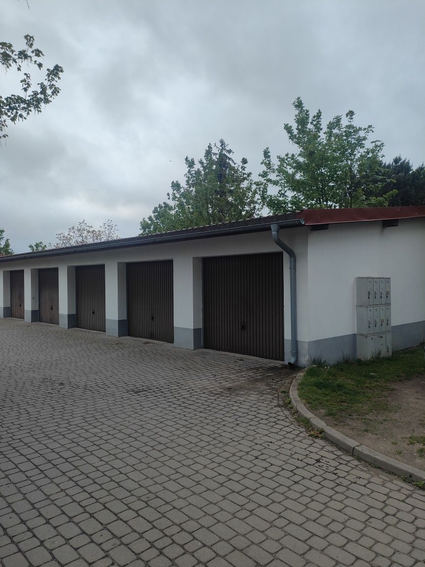 Sprzedam garaż murowany Giżycko
