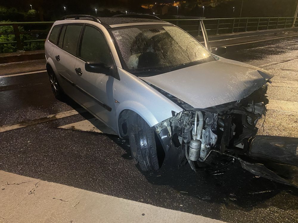 Carro para venda de peças