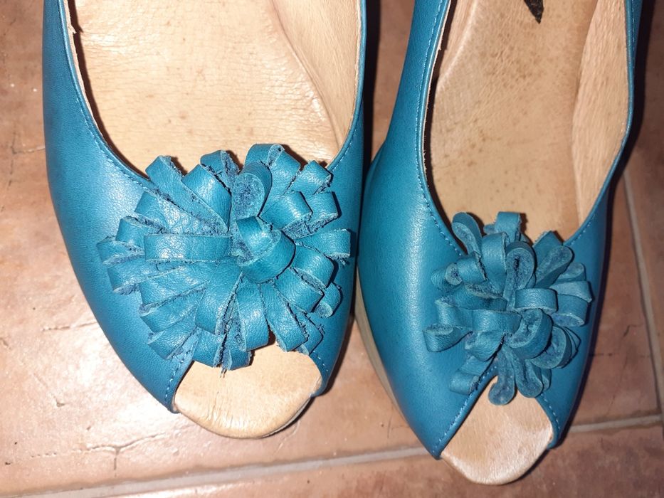 Sandalias em pele   n 40