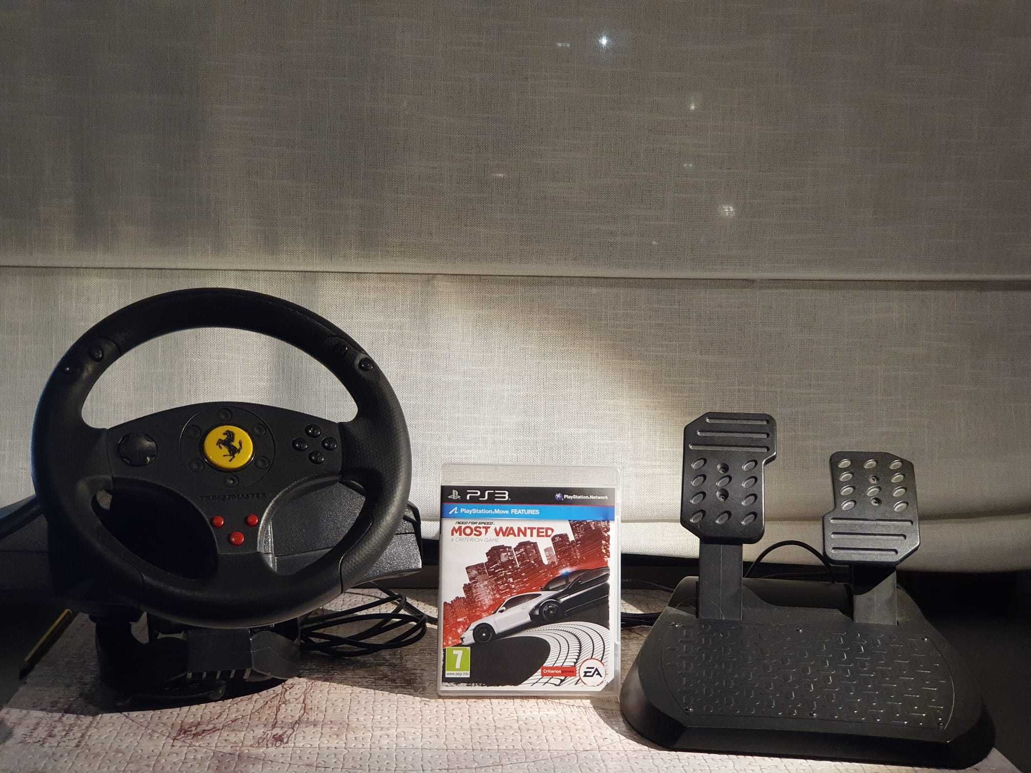 Volante + Pedais Thrustmaster Ferrari Edition - Xbox One / PC / PS3