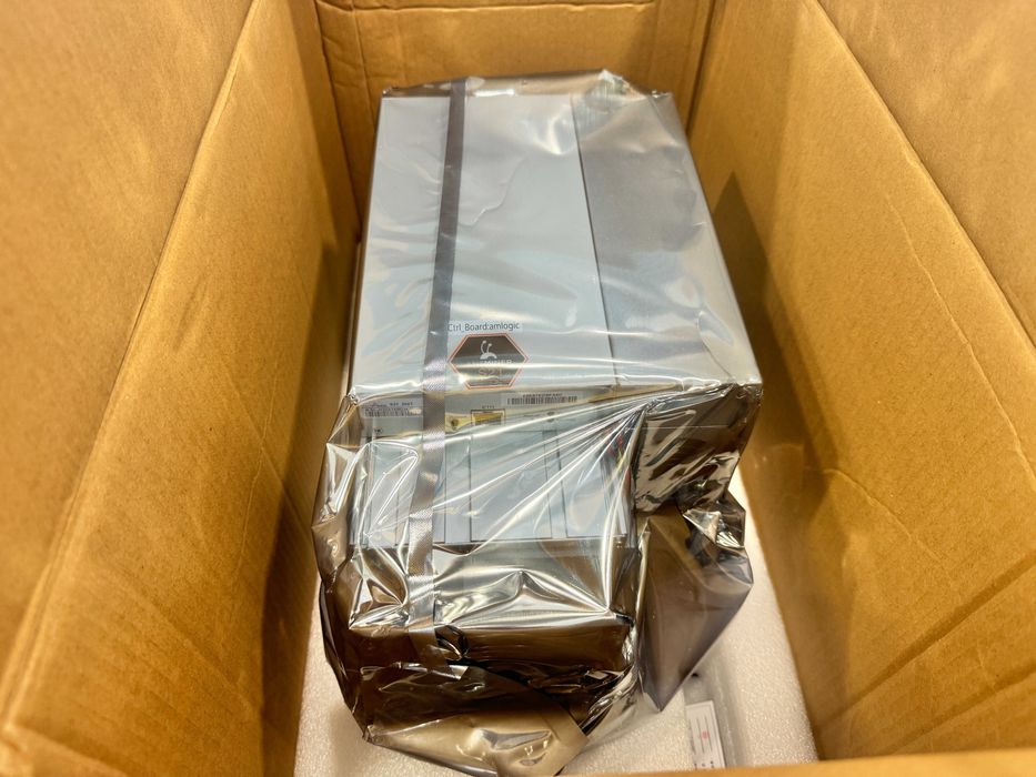 NEW Майнер! Asic Bitmain Antminer S21 188 Th miner + Гарантія