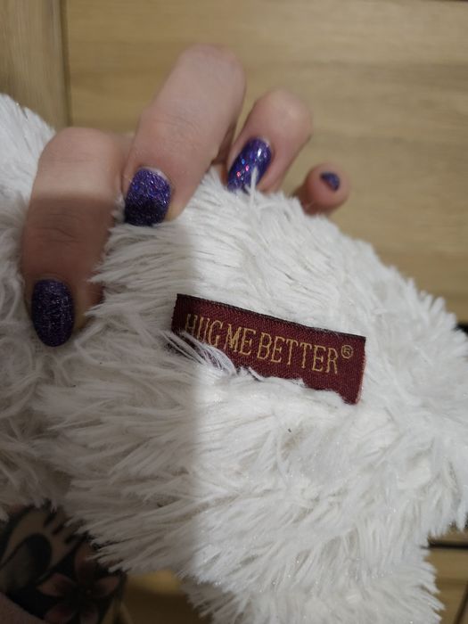 Miś pluszaczek.  Hug me better.  Stan bardzo dobry