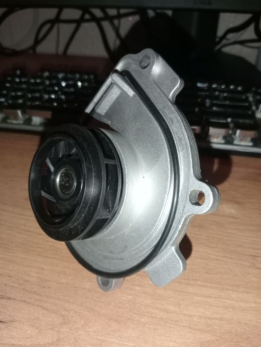Помпа Opel Astra