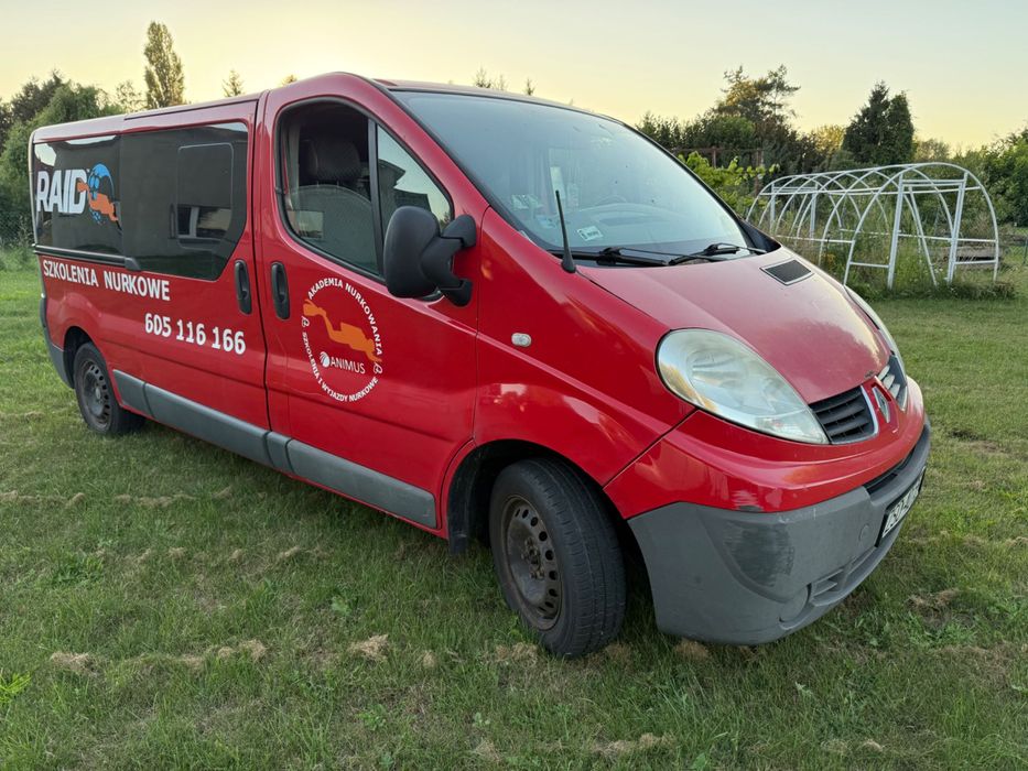 Renault Trafic 2.0 dCi - 2007r 9 osób - long