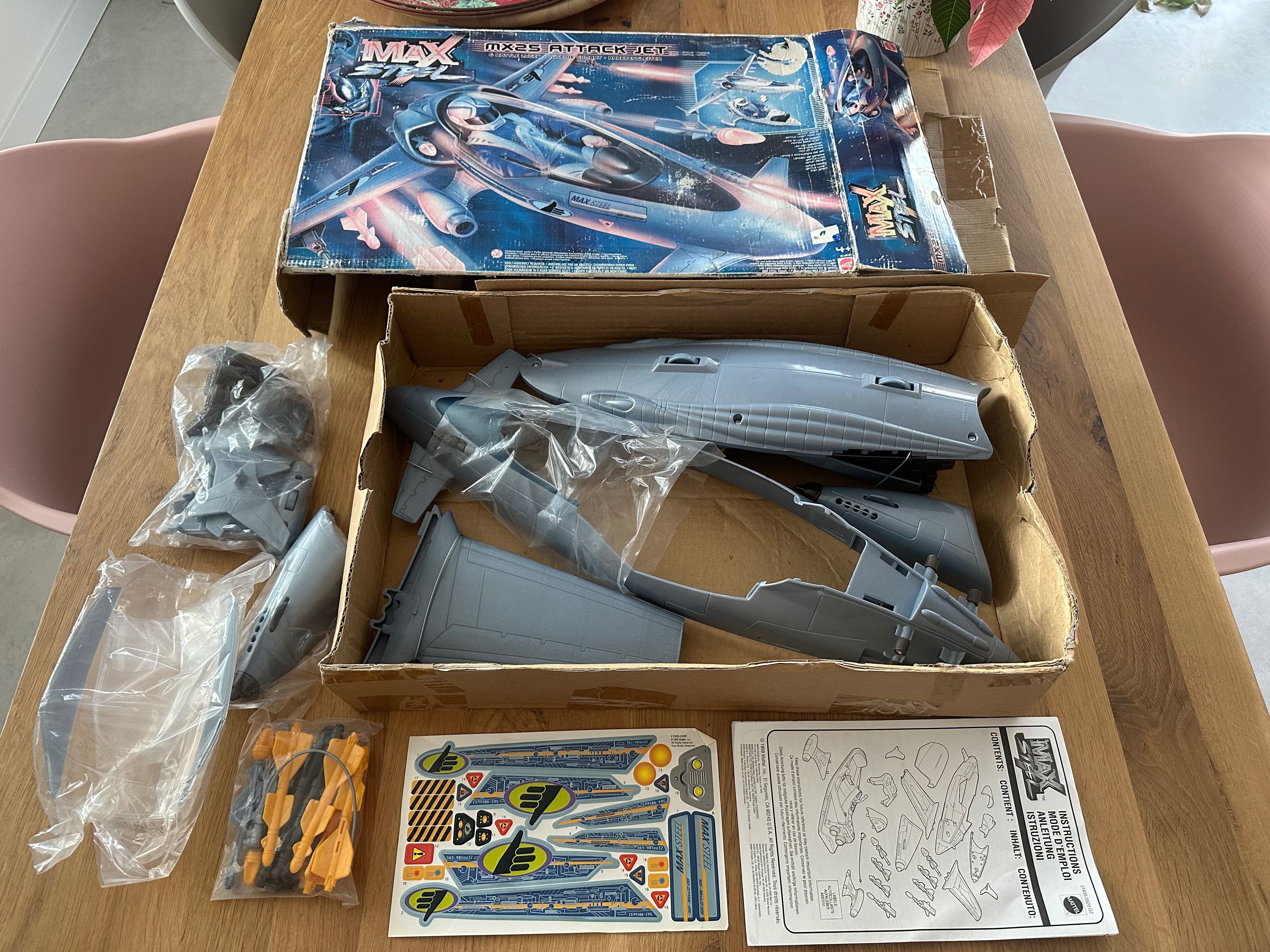 MAX STEEL MX-25 Attack Jet Duży nowy unikat 1999