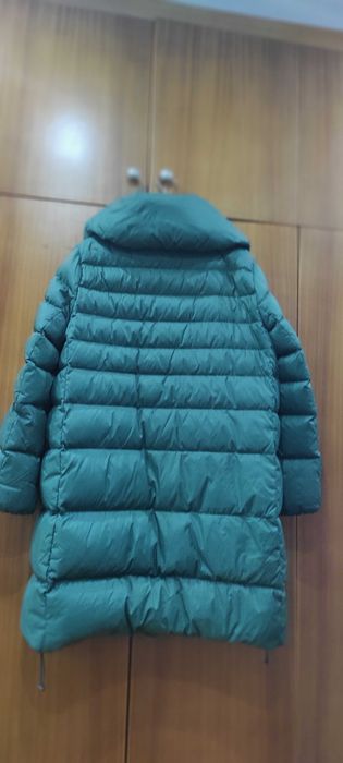 Bonito quispo verde azeitona da marca Benetton