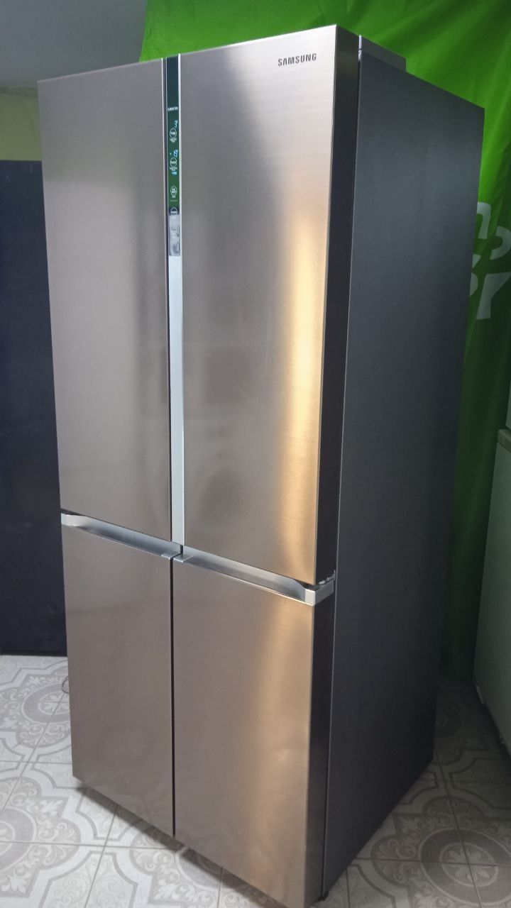 Холодильник Samsung Side- by- side mod.RF50K5920S8