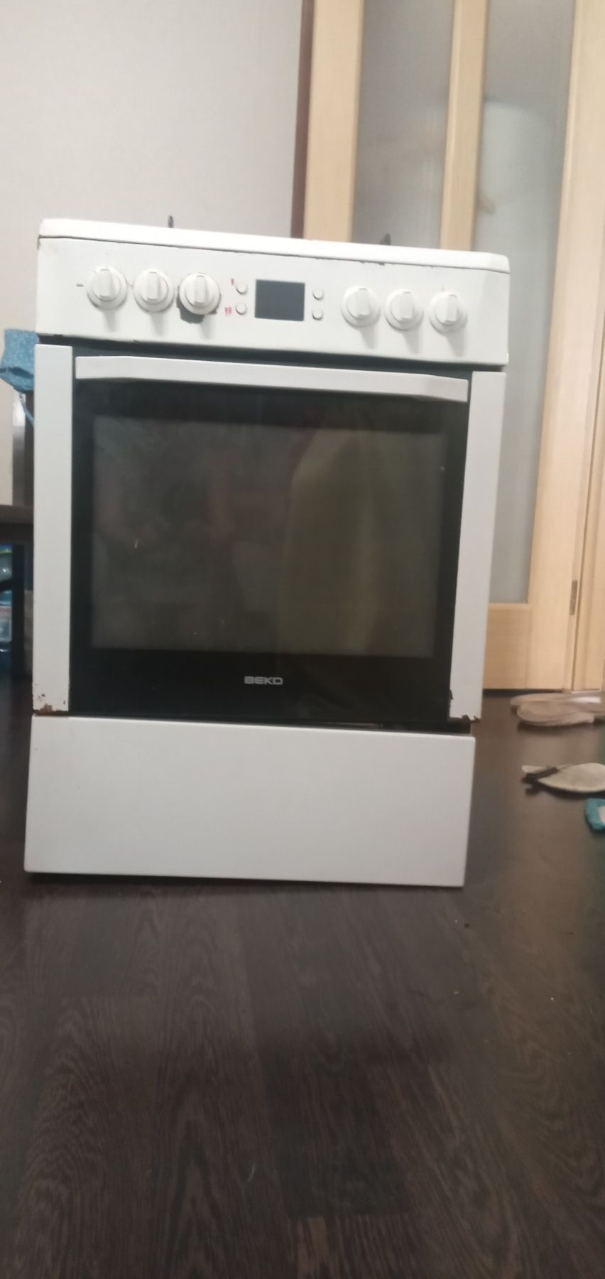 Газовая (комбинированная) плита BEKO продам