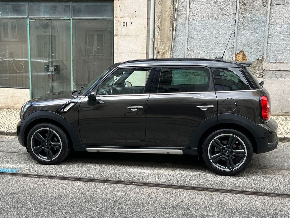 Mini Countryman SD Cooper Automático 143 cv - Diesel - 104 286 kms
