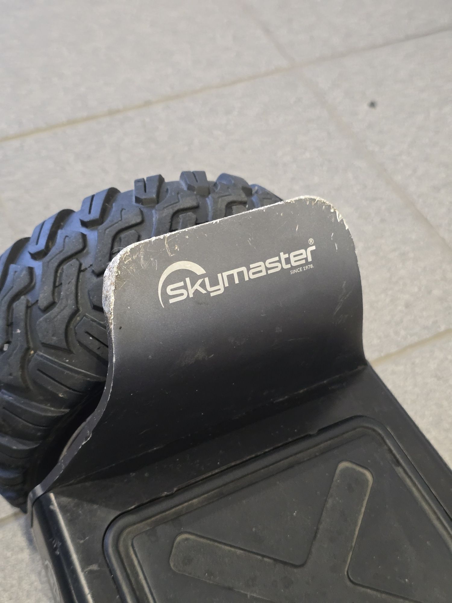 Deskorolka elektryczna Skymaster