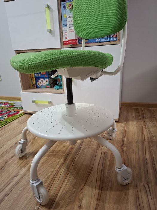 Krzeselko ikea do biurka