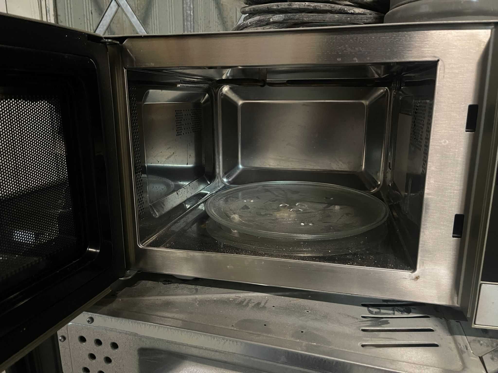 Microondas Teka vidro partido