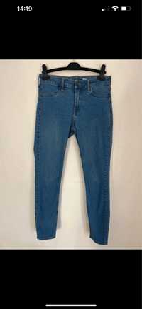 Damskie niebieskie jeansy skinny