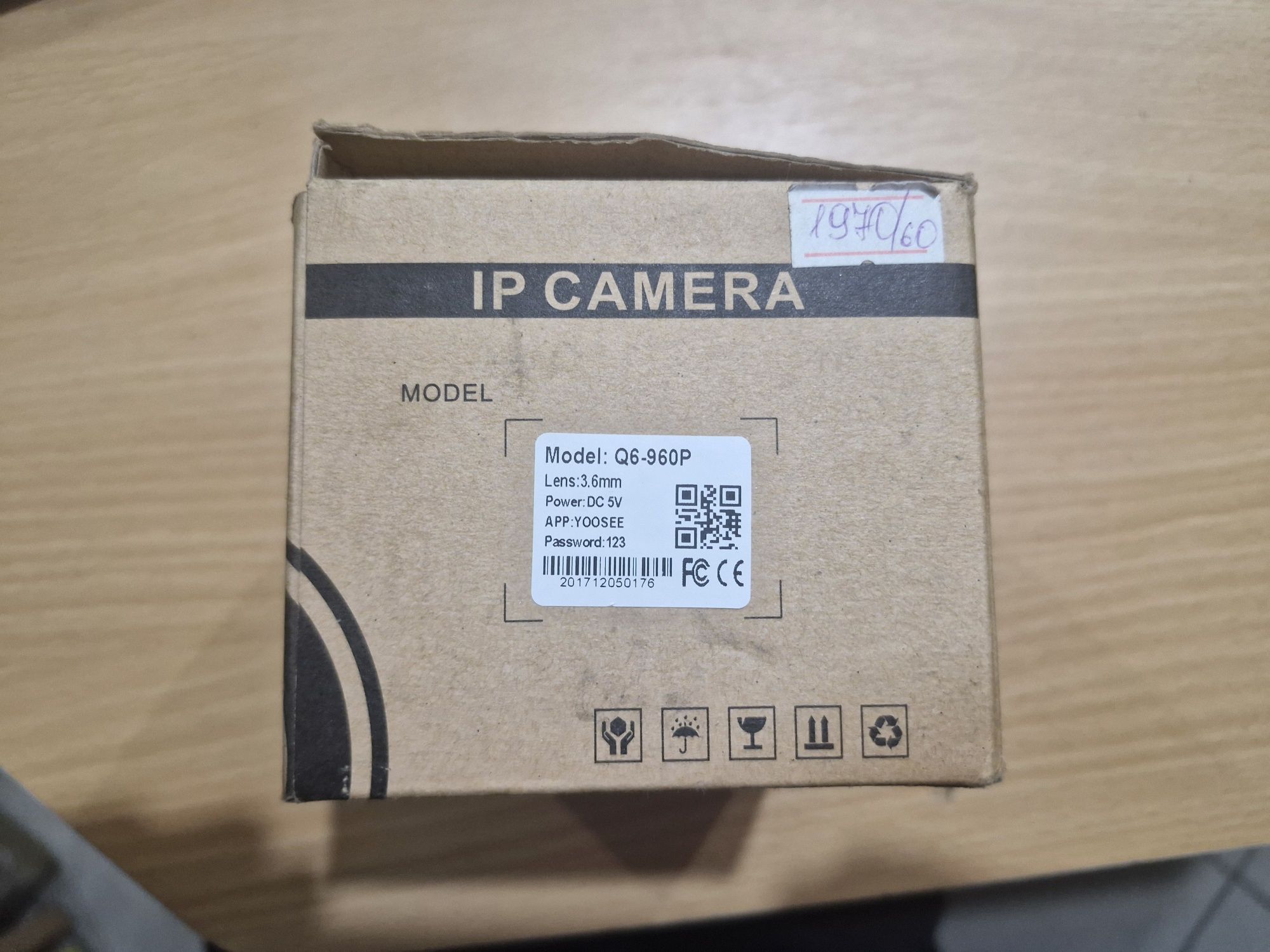 Продам нову камеру WiFi ESCAM Button Q6 920р