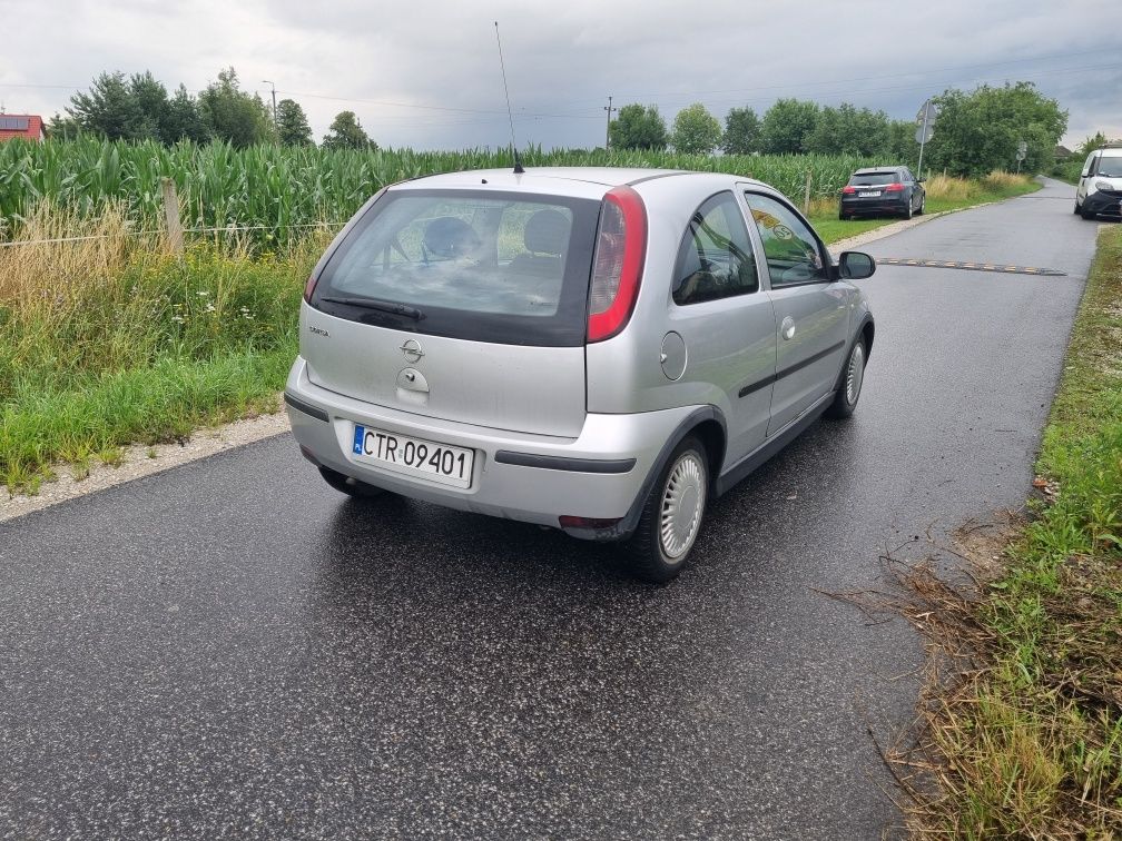 Opel Corsa C 1.0 benzyna