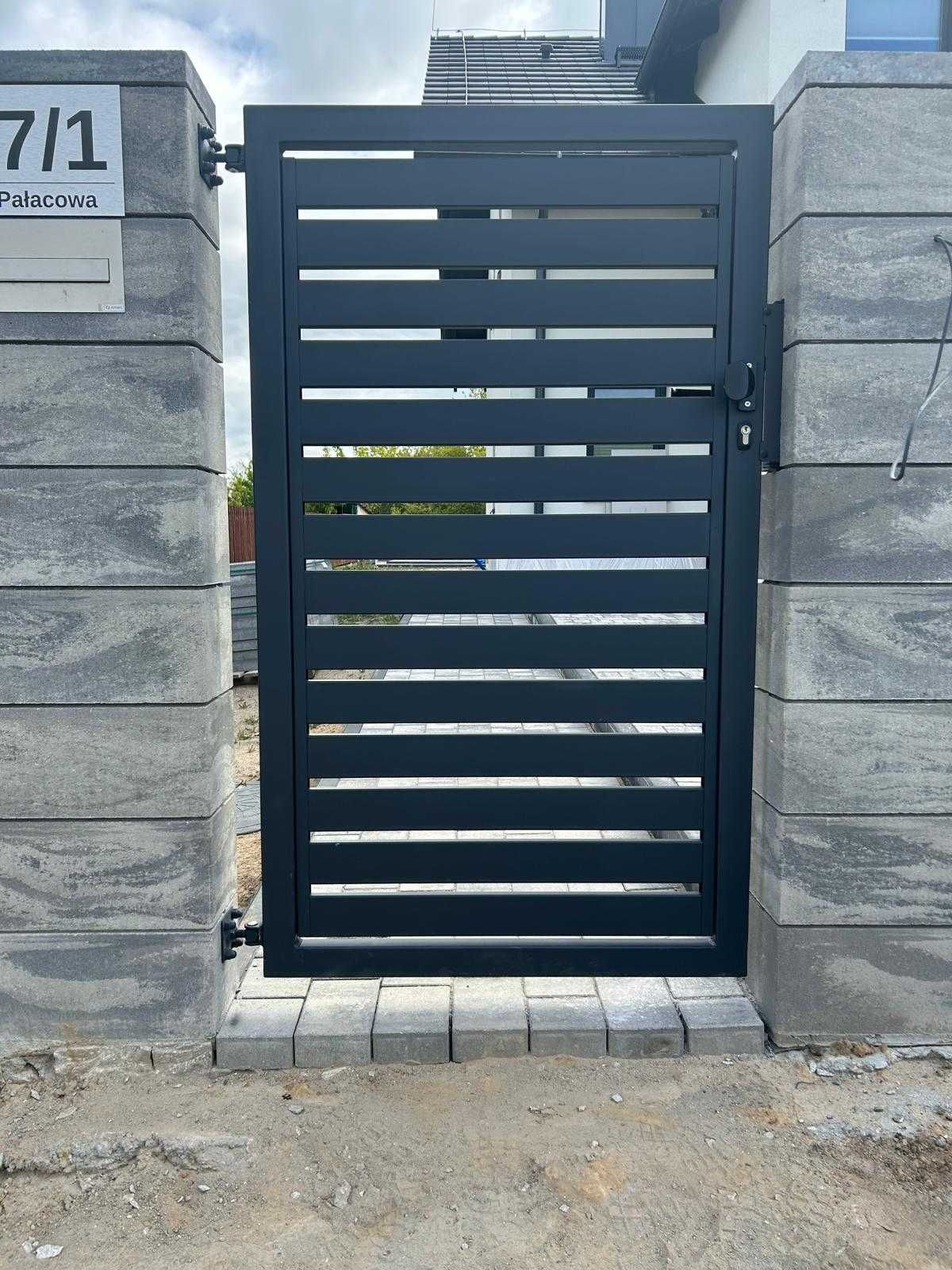 Nowoczesne ogrodzenia palisadowe z montażem od producenta