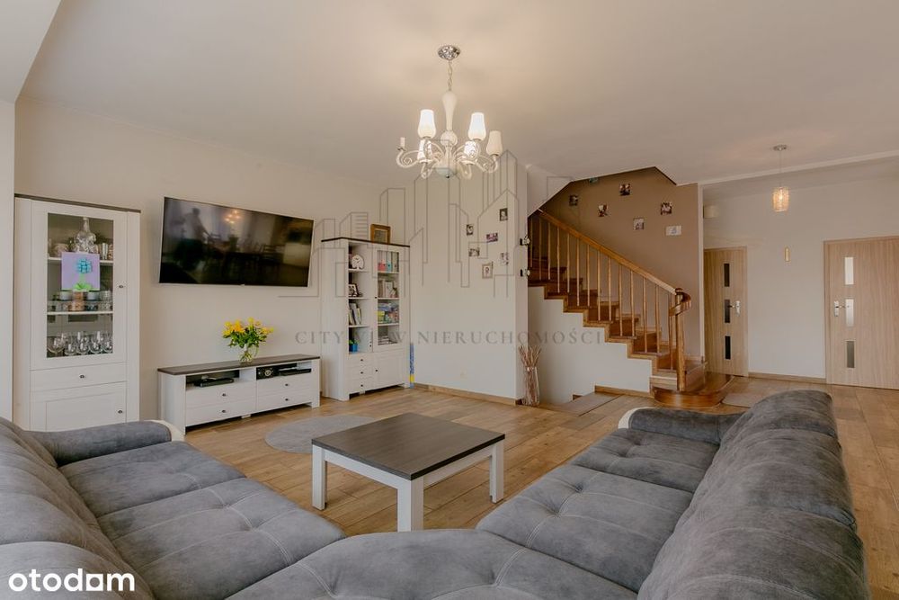 Dom, sad + wędzarnia - Wierzbna blisko Świdnicy.