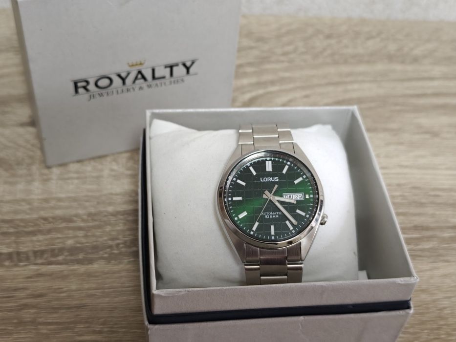 Механічний годинник Lorus Y676-x050 Silver