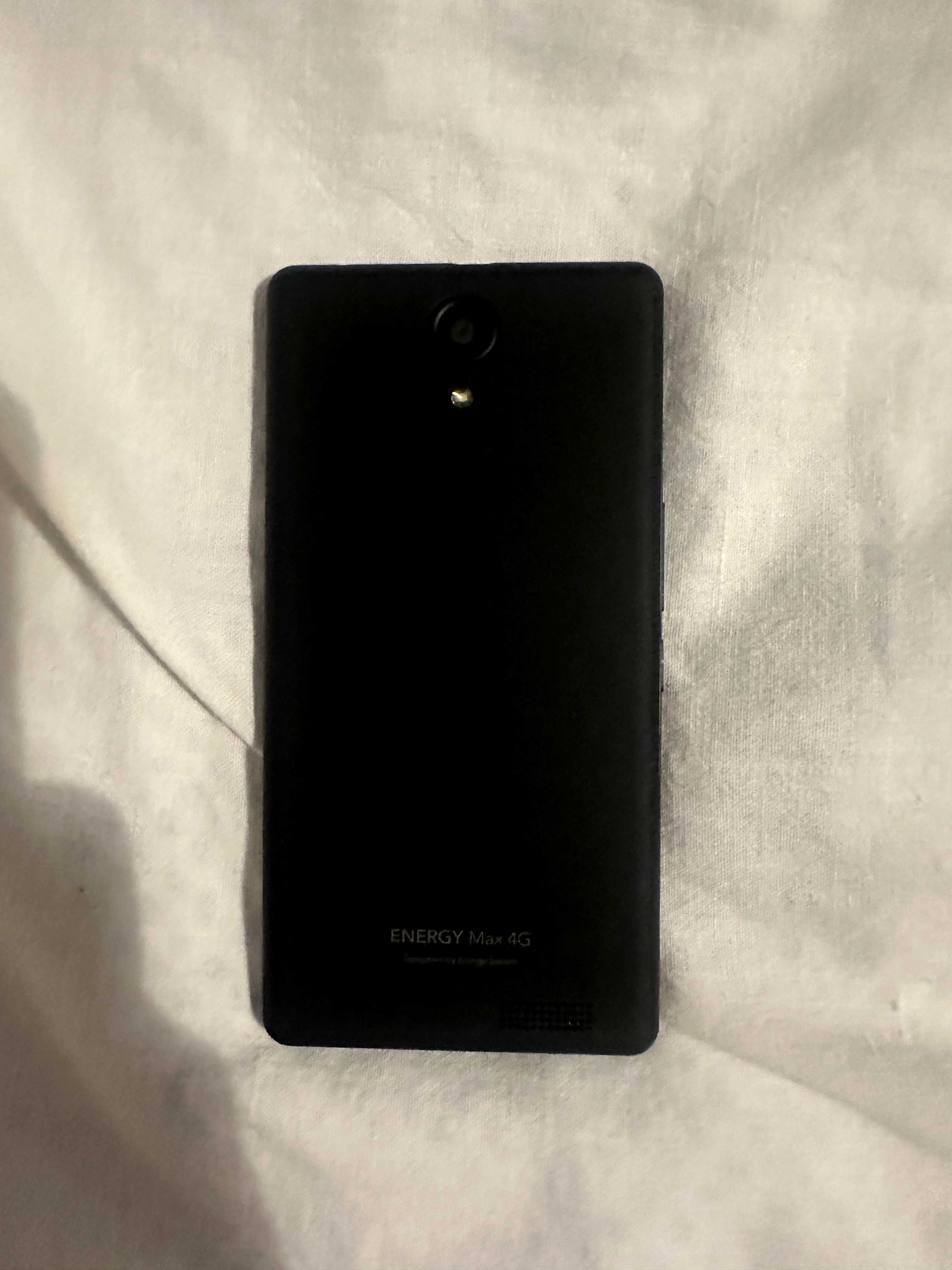 Energy Sistem Max 4G Preto - Usado