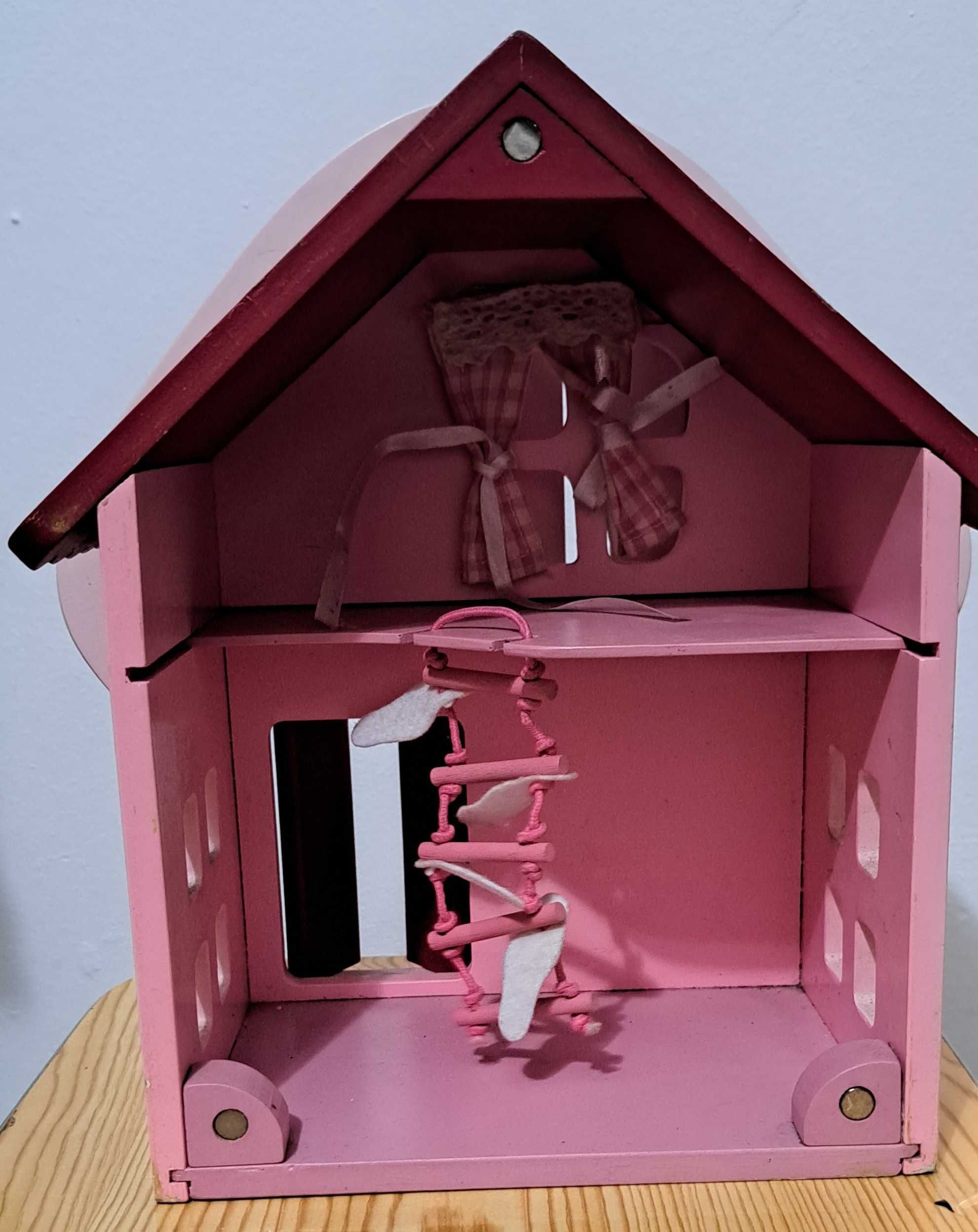 Casinha de Brincar em madeira