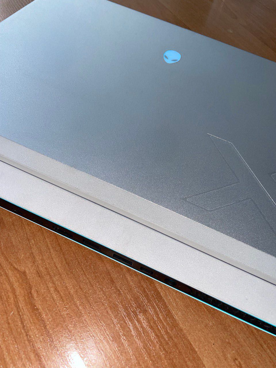 Alienware X16 GeForce RTX 4080, 12 GB/32 GB DDR5/Intel Core i9-13900HK