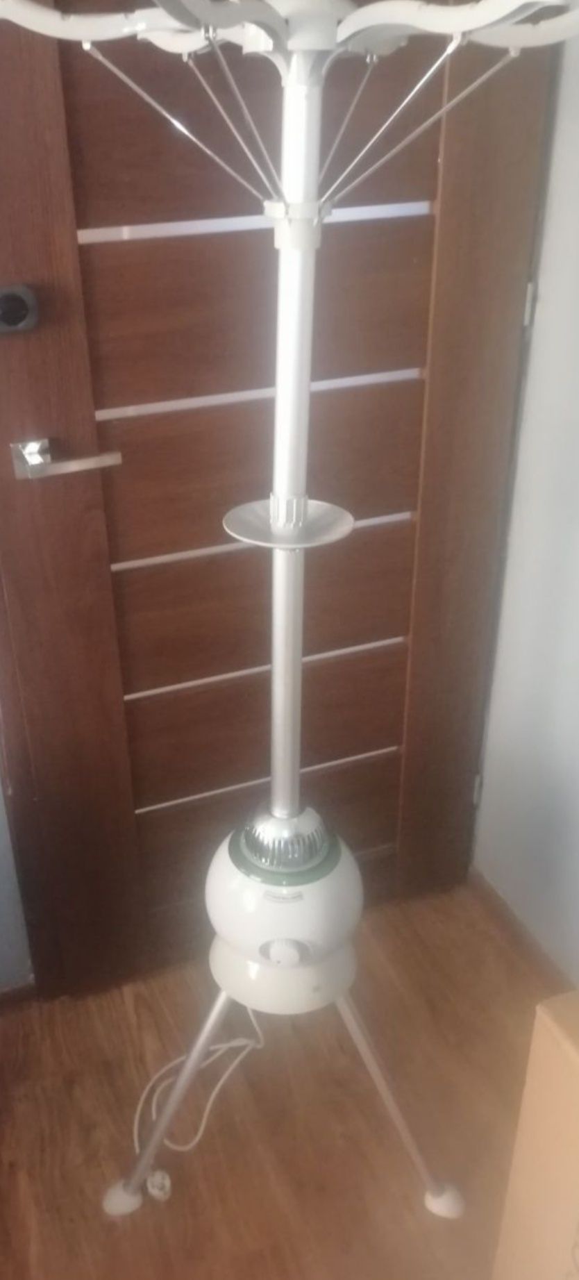 Suszarka elektryczna do ubrań