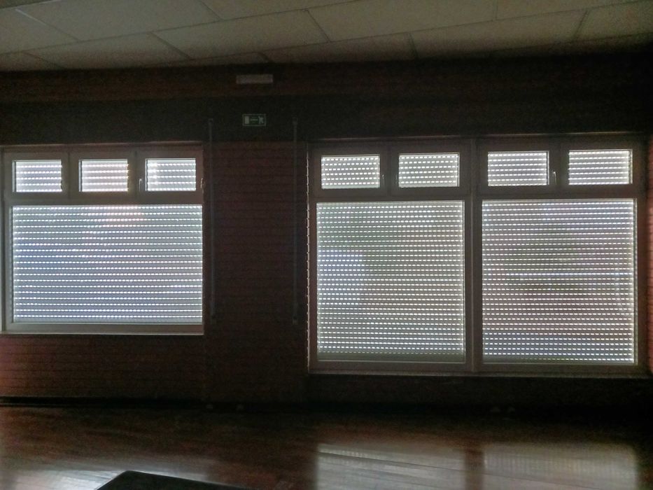 Salão escritório estúdio loja c/Ar Condicionado no centro de Ermesinde