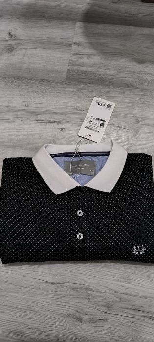 Polo de homem novo