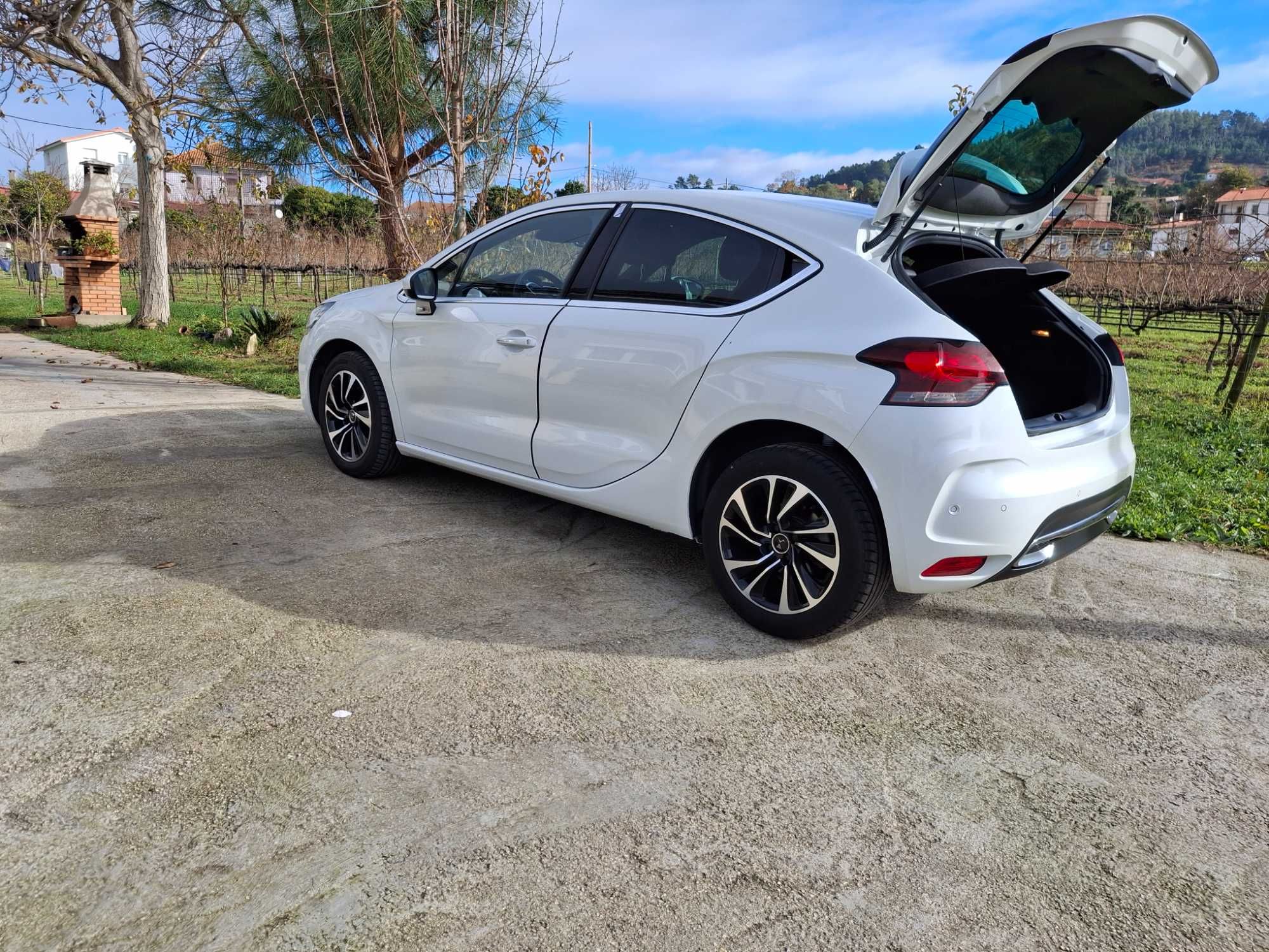 DS4 1.6 diesel cx automático