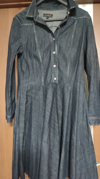 Котонова сукня з поясом на розмір L - стан ідеальний