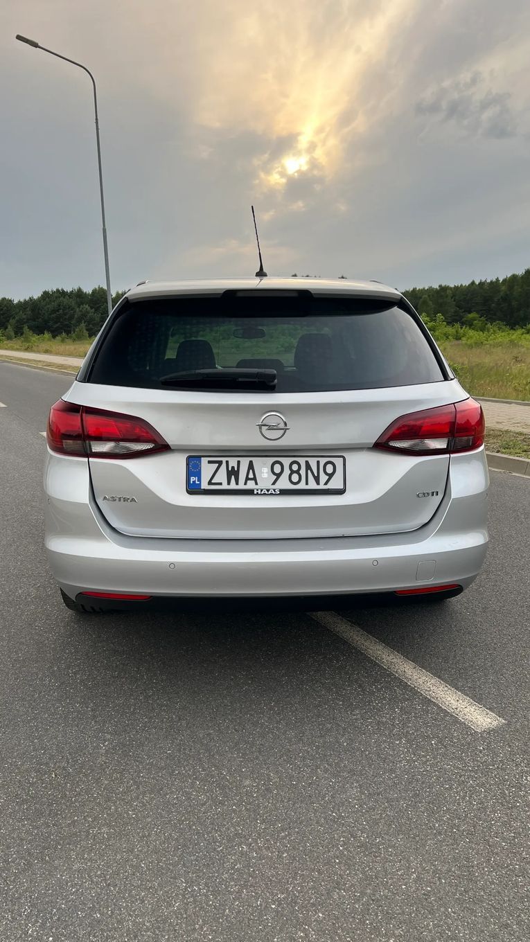 Opel Astra 1.6 CDTI 110KM, serwisowany ASO, długie opłaty