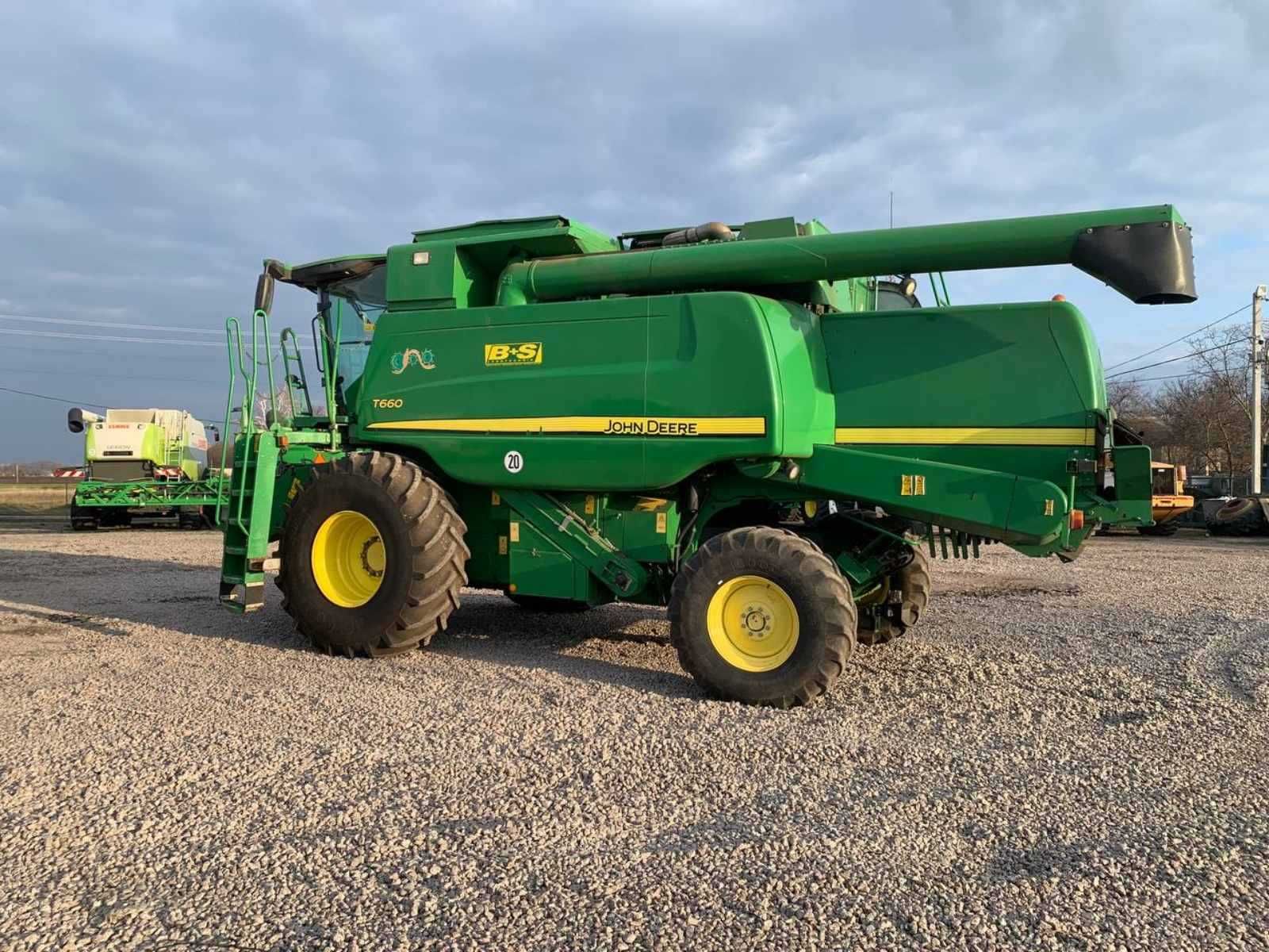 John Deere T660 2012 року