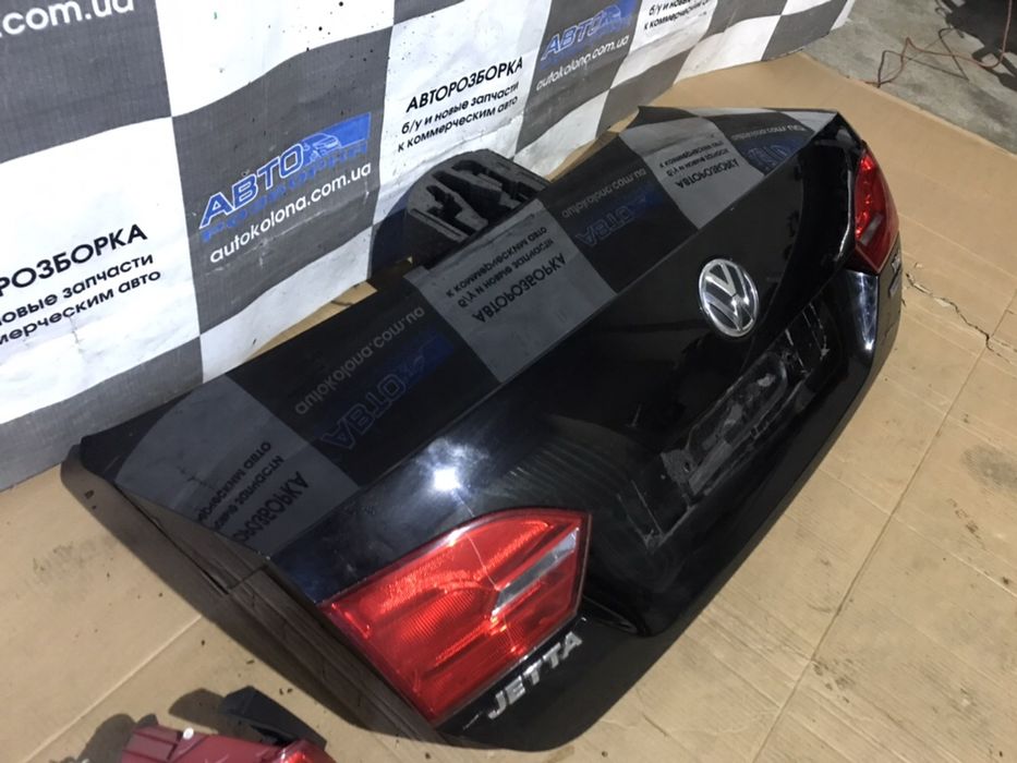 Ляда крышка багажника ve jetta 6 джетта 2010-14г
