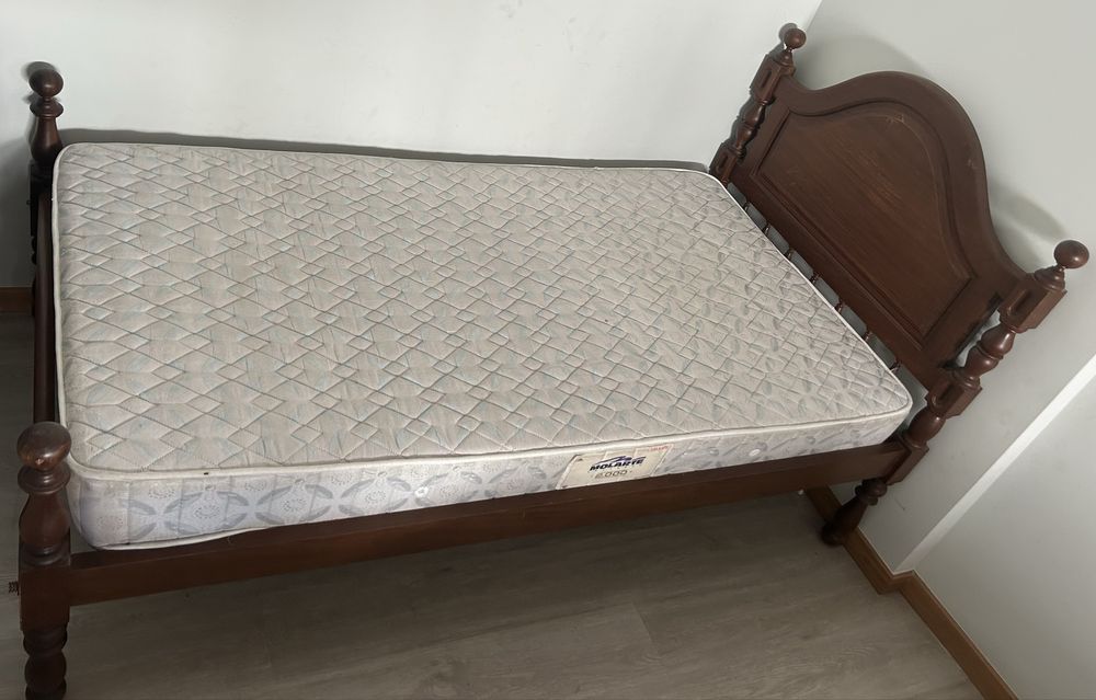 Cama Solteiro com Colchao