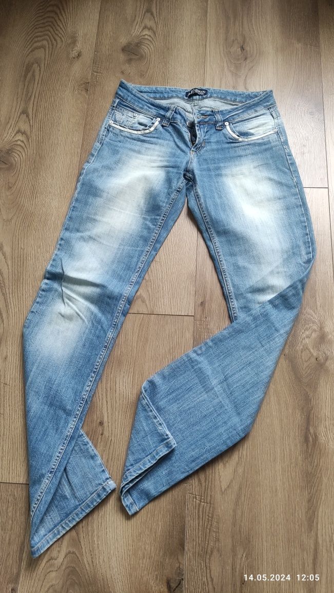 Spodnie długie jeans Armani jeans   rozmiar 29, model 1398