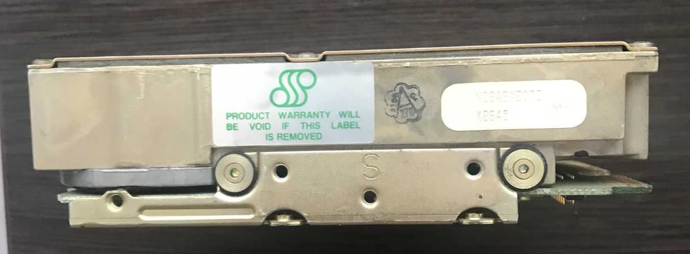 Рэтро жёсткий диск Seagate ST-125 ёмкостью 20MГбайт