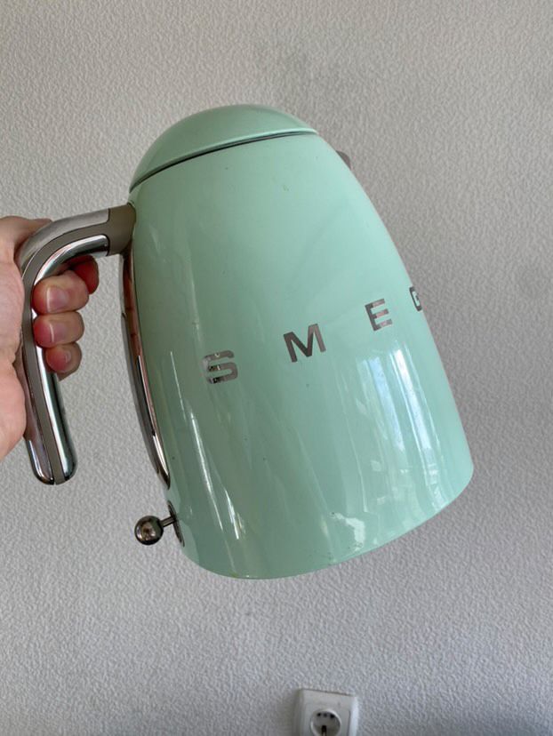 Чайник Smeg вживаний