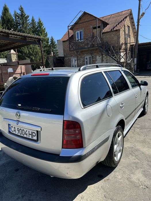 Продам skoda octavia tour