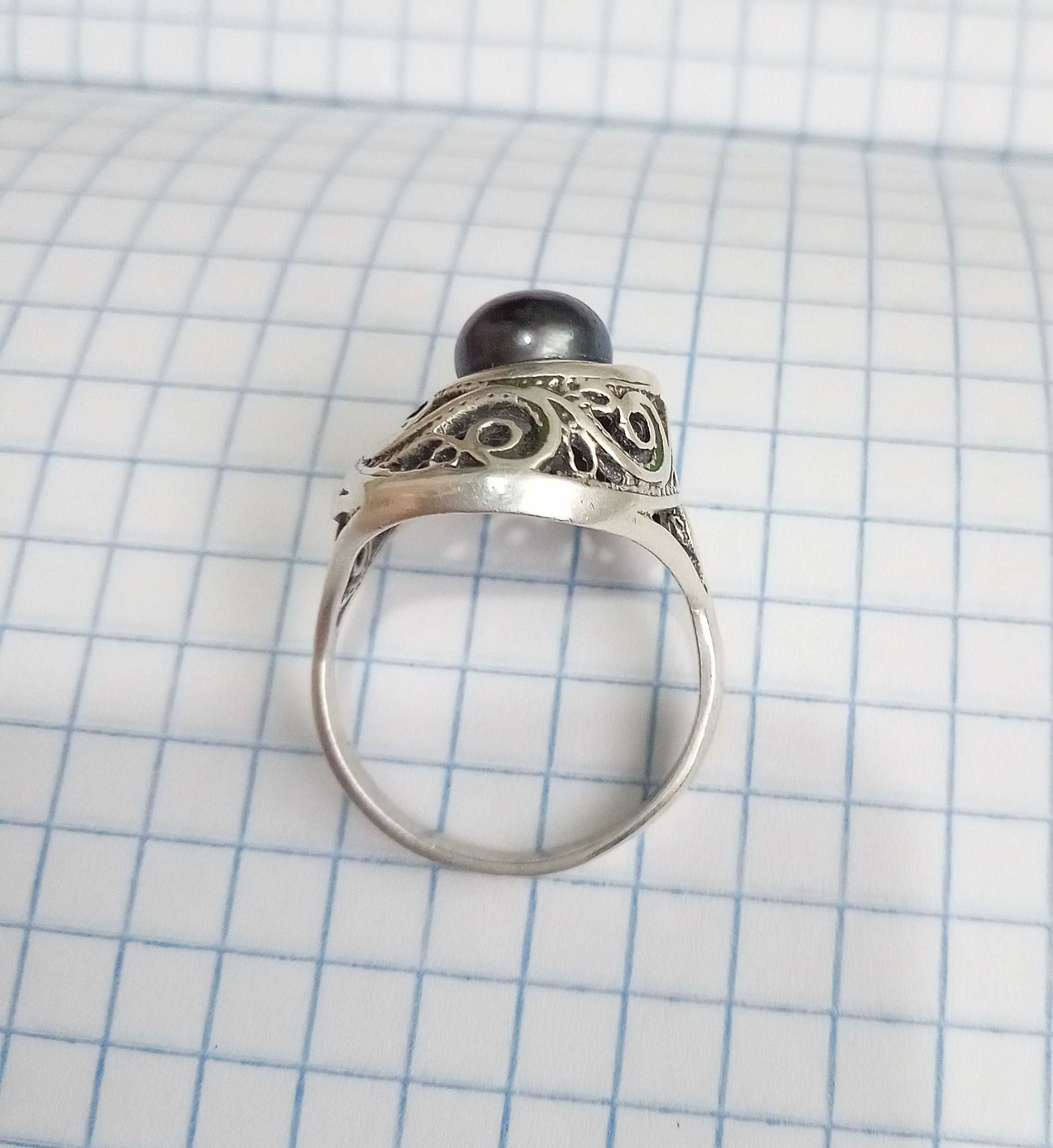 Кольцо перстень натуральный Жемчуг серебро 925 проба, 18 размер