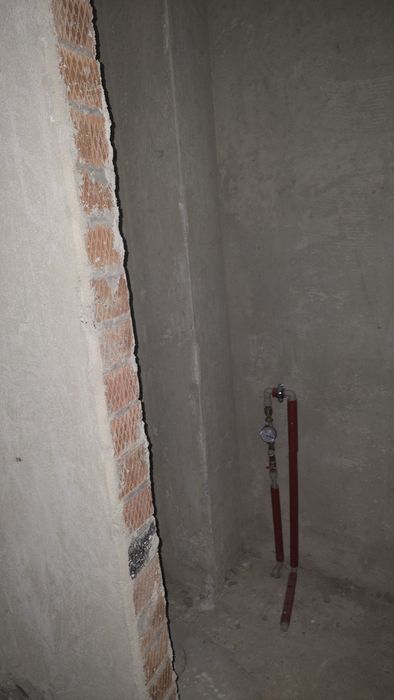 Продаж комерц.приміщ.в Нов.жк сузірря /в внутр.дворі  Рівненська