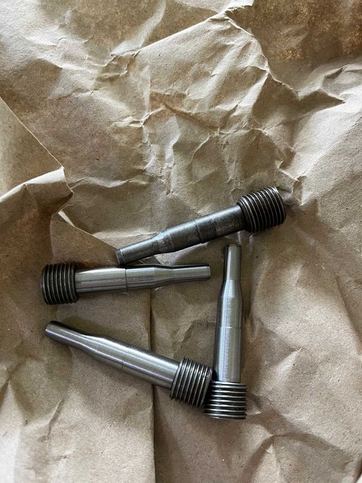 Токарні роботи. Металообробка.