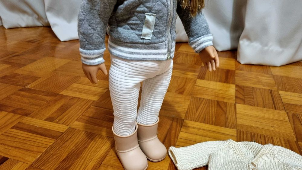 Boneca Our Generation + Roupa