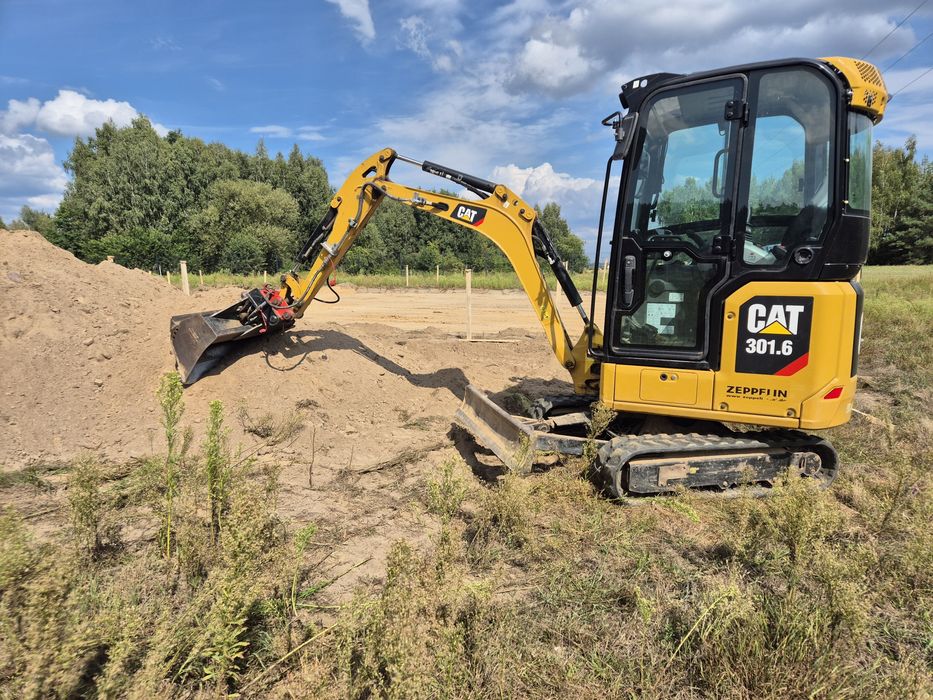 Wynajem Mini-Koparki CAT Zeppelin z operatorem lub bez, Dowóz 30km
