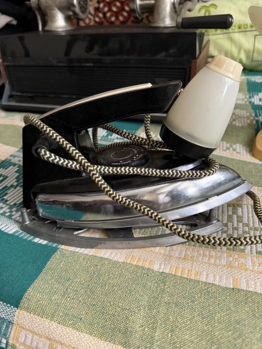 Продам антикваріат різний ддя дому