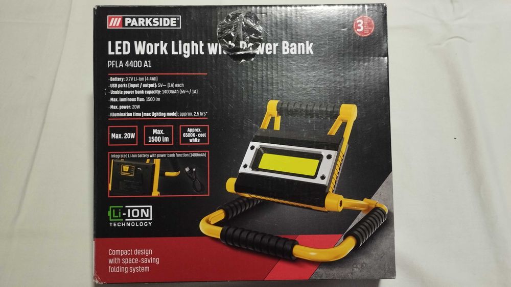 Reflektor LED z power bank PARKSIDE [PFLA 4400 A1]