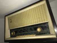 Radio radio radio