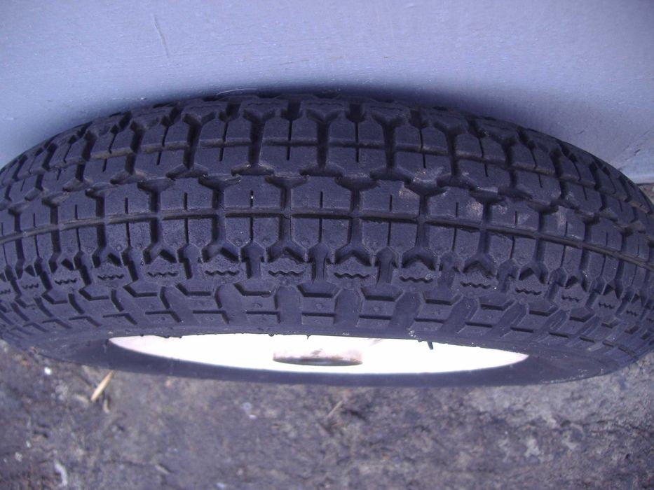 Колесо с надувной шиной 3.50-8 (под ось 20мм) для хозяйственных целей